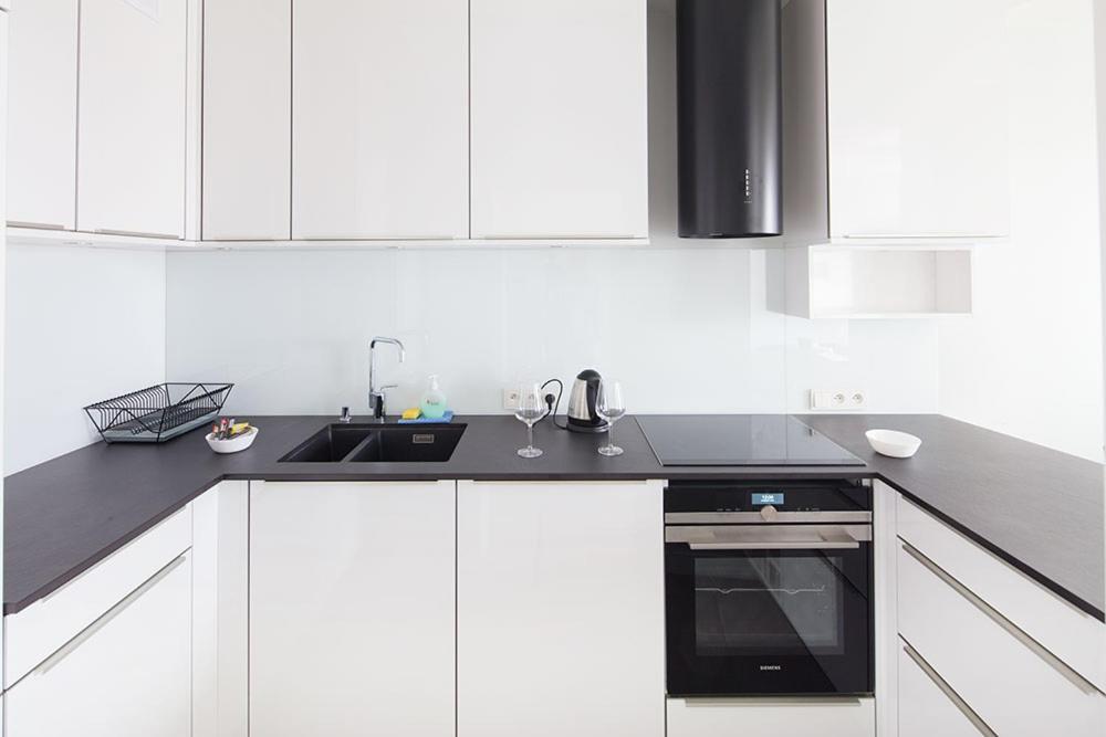 Capital Apartments - Towarowa Poznań Kültér fotó