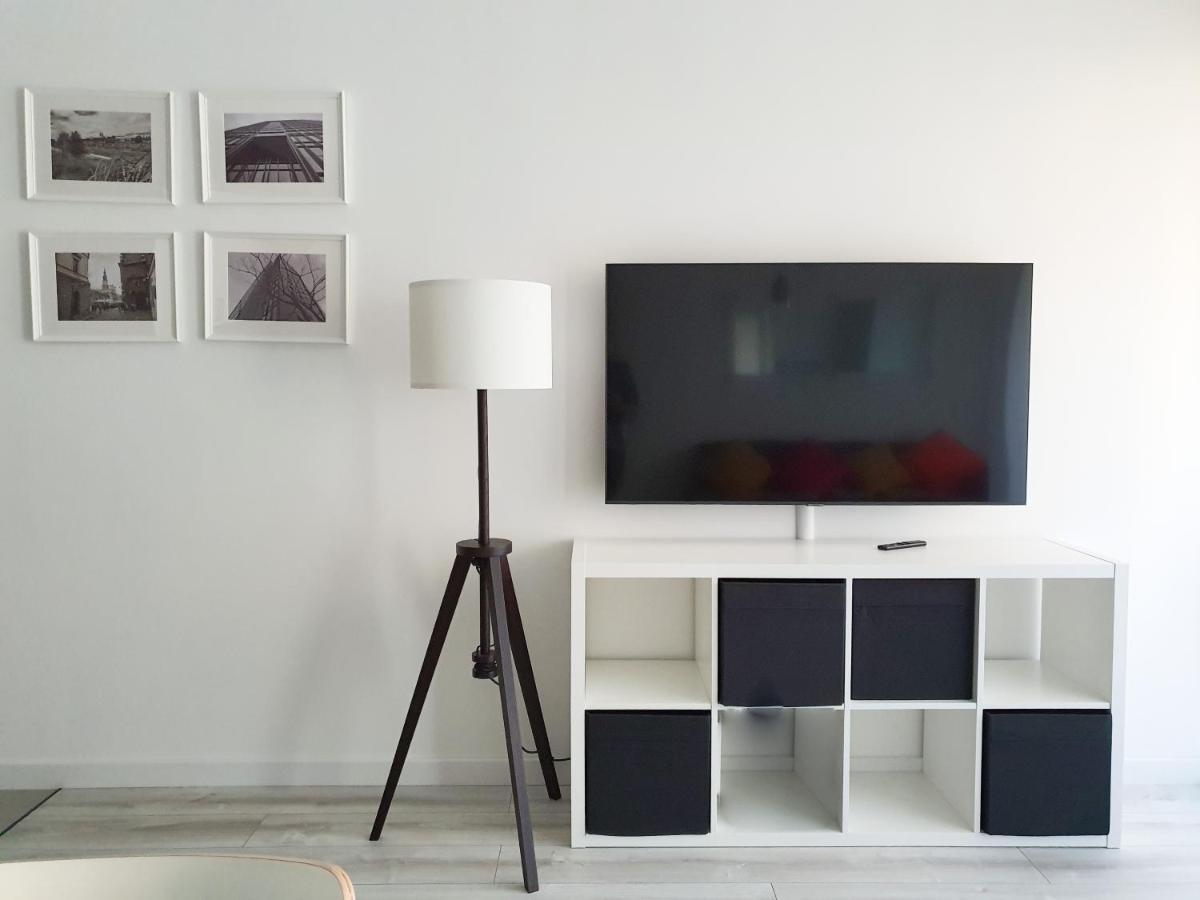 Capital Apartments - Towarowa Poznań Kültér fotó